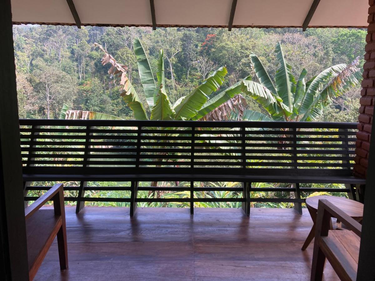Spice Forest Plantation Homestay, Thekkady Vandiperiyār Εξωτερικό φωτογραφία